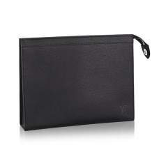 Louis Vuitton M30675 Pochette Voyage MM Cuero Taiga