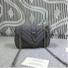 YSL Bolso de cadena de sobre pequeño Piel de cabra gris 18cm