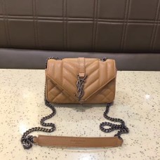 YSL Bolso de hombro tipo sobre pequeño 17cm Albaricoque